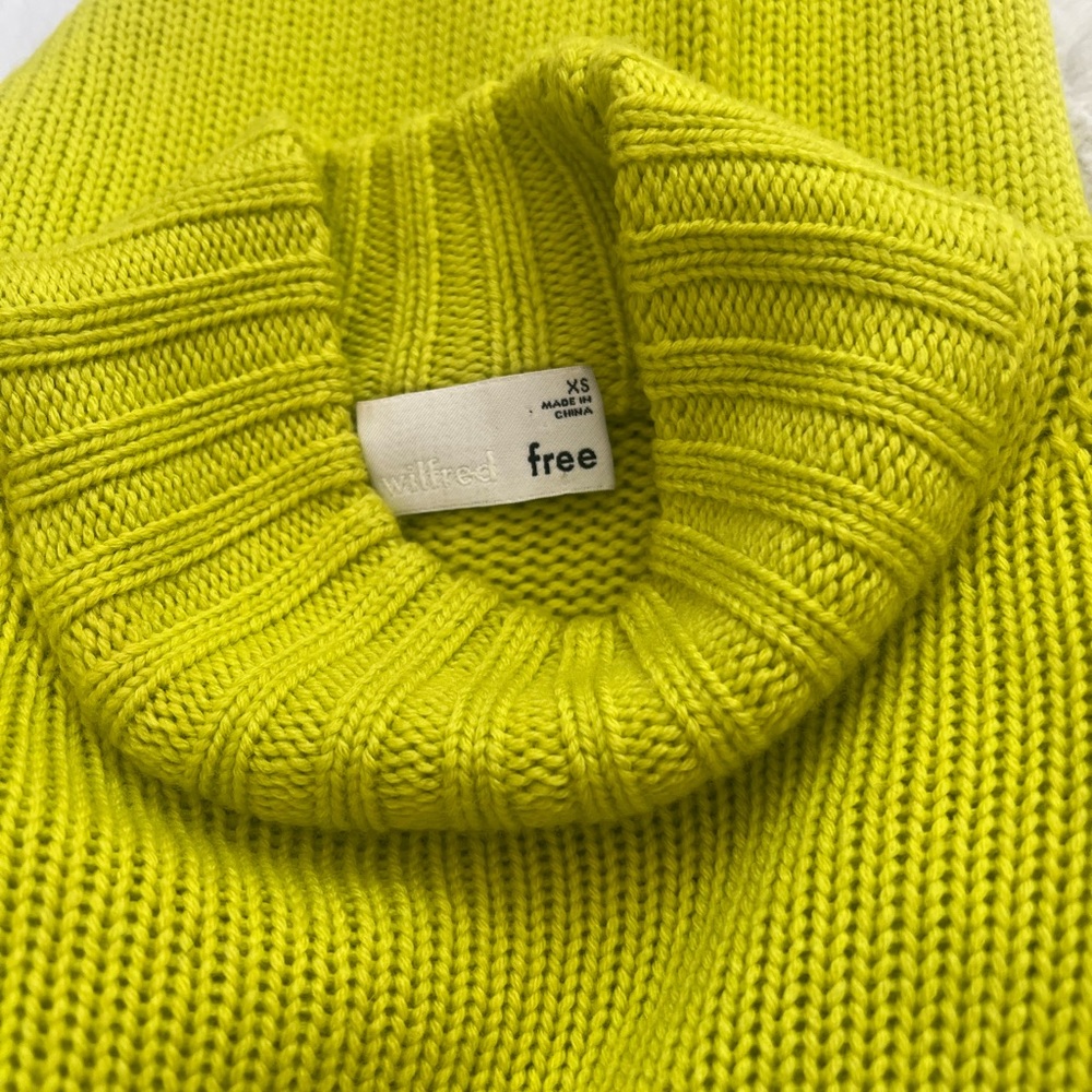 XS Wilfred Free Merino Wool Sweater - Picture 4 of 5
